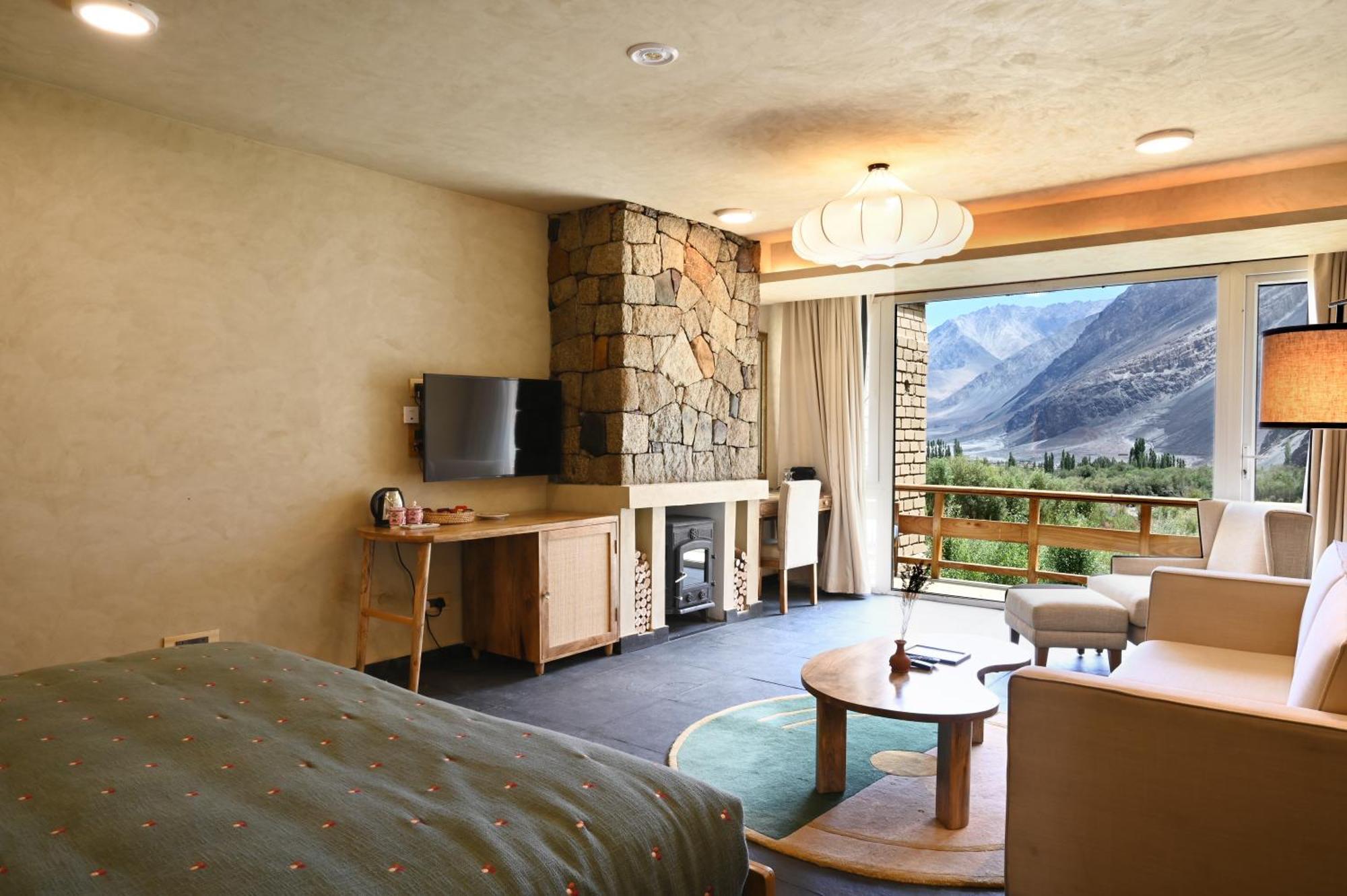 Stone Hedge Hotel Valle di Valle di Nubra Esterno foto