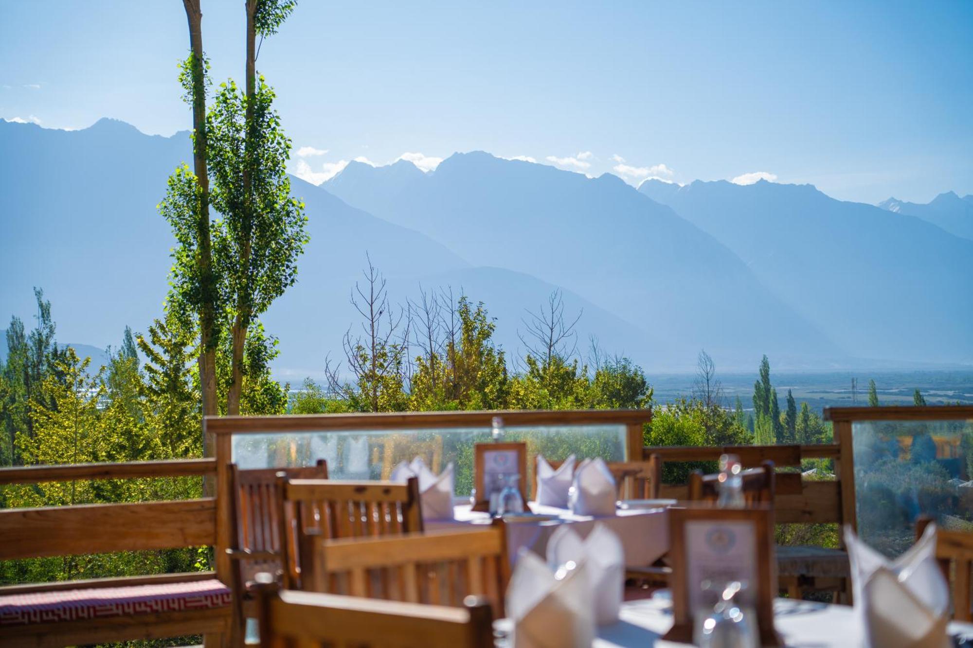 Stone Hedge Hotel Valle di Valle di Nubra Esterno foto