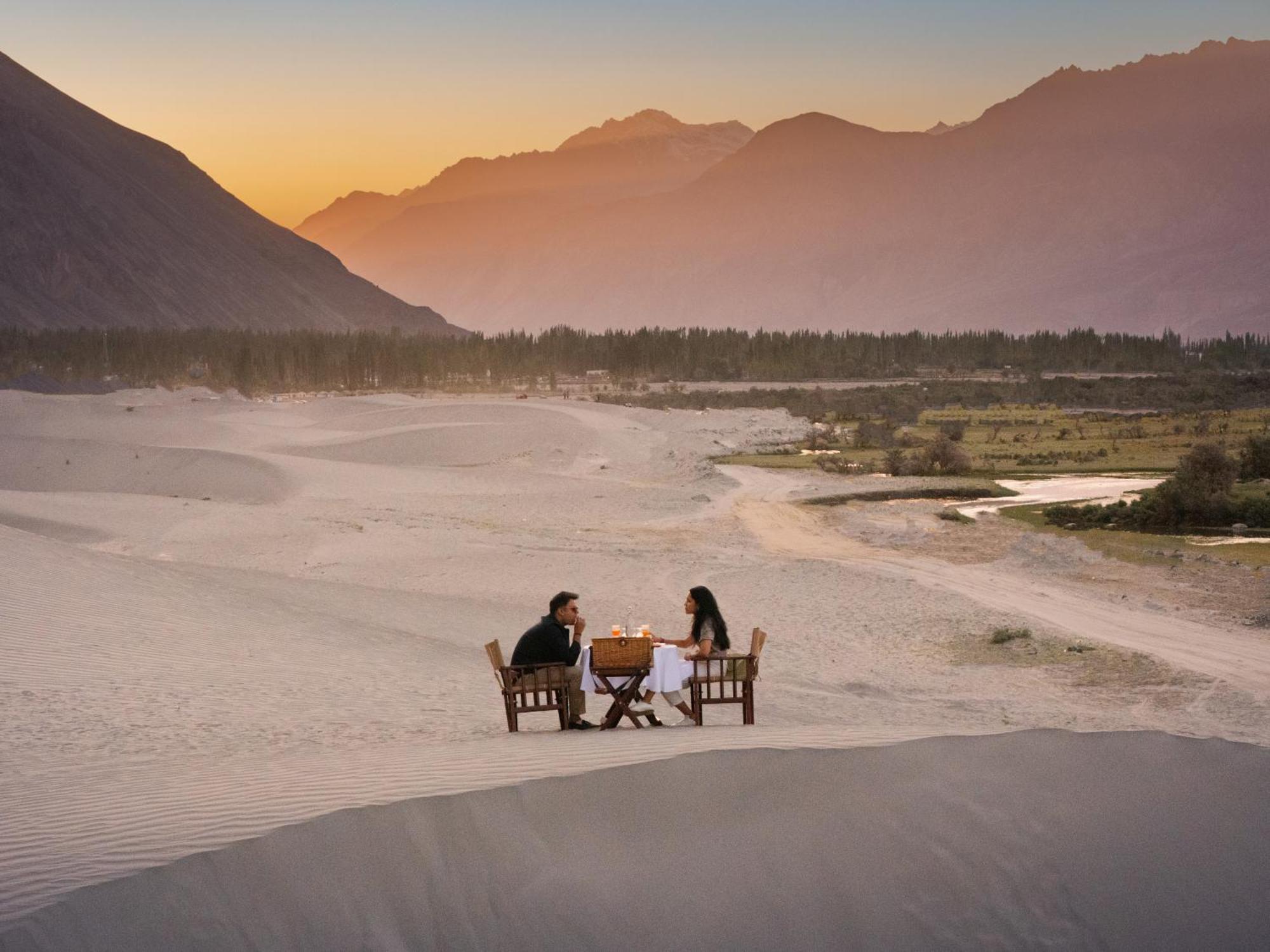 Stone Hedge Hotel Valle di Valle di Nubra Esterno foto